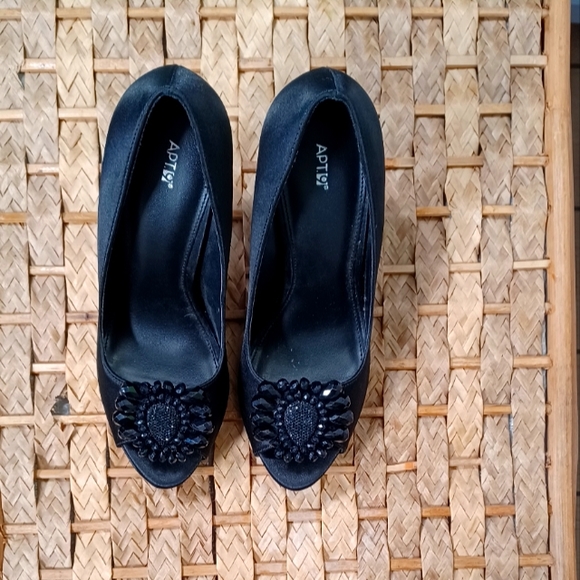 #ST38 Apt.9 High Heels for women Size 6 1/2 Med - Picture 5 of 7